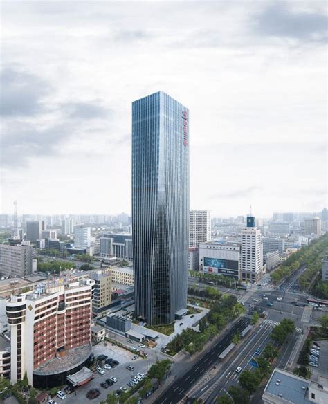 太原天际线上的超高层中铁三局集团科技研发中心大厦-住在龙城