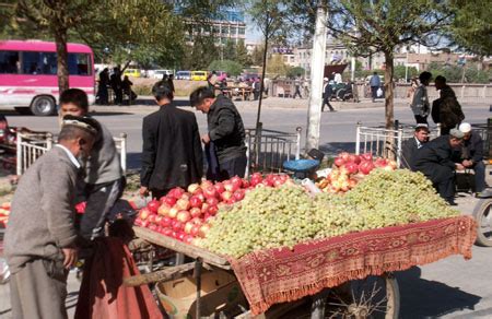 中国新疆和田喀什市场的人们，—高清视频下载、购买_视觉中国视频素材中心