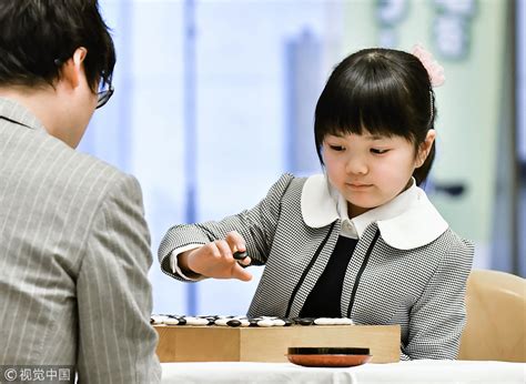 日本围棋天才少女 仲邑堇10岁入段刷新日本记录