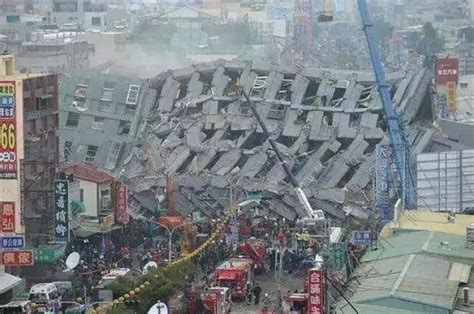 【中国新闻】台湾发生7级大地震！地裂楼塌 余震94次上百人伤亡