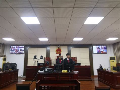 “操场埋尸案”10名公职人员获刑:原校长被判15年(含视频)_手机新浪网
