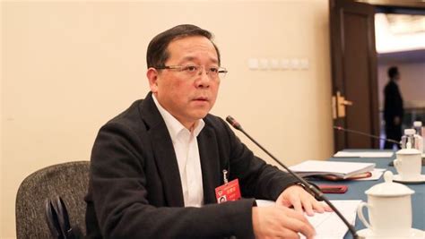 李国华委员建议：在上海建亚洲一流肿瘤中心|界面新闻
