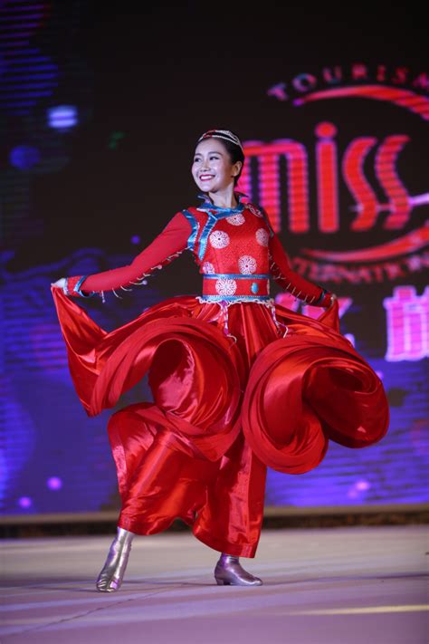 2016世界旅游小姐中国总决赛才艺比拼环节精彩时刻 - 世界旅游小姐官方站