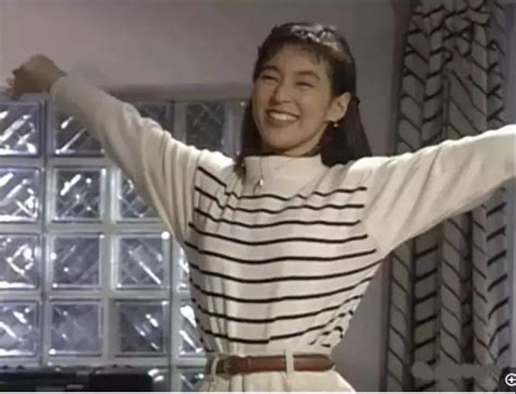 《东京爱情故事》重启，赤名莉香生于1994。观众更怀念30年前铃木保奈美的微笑