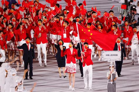 中国人最爱的一场比赛，奥运会包揽金银铜，三面中国国旗一起升起！_腾讯视频