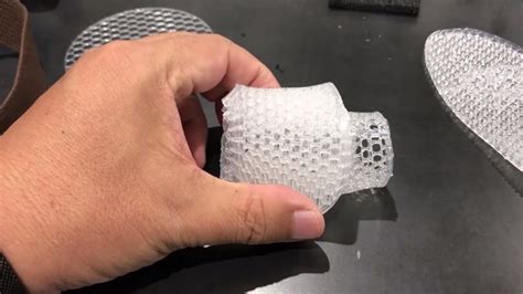 国内首台硅胶3D打印机落户四川大学高分子研究所__财经头条