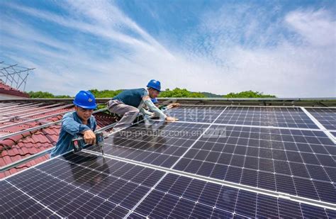 江西新余：建设光伏电站 绿色低碳先行-人民图片网