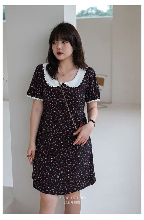 纱裙复古风拍照女生头像