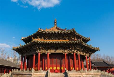 中国目前仅存最完整的两大古代宫殿建筑群之一！|崇政殿|大清门|宫殿_新浪新闻