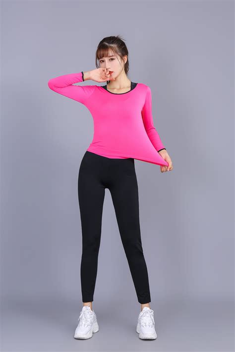 新款速干短袖女士运动瑜伽健身服套装健身服 女士女运动套装-阿里巴巴