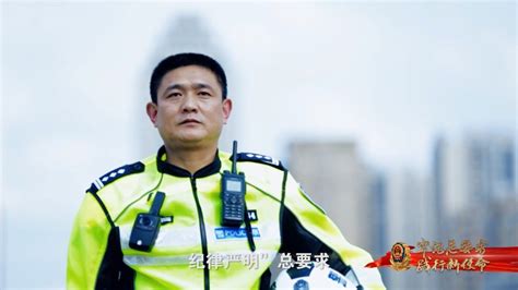 重庆武警：城市巡逻保平安-人民图片网