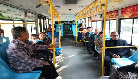 解决群众出行“最后一公里” 龙港社区巴士今天试运行_腾讯视频