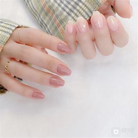 美甲纯色显白图片