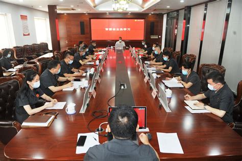 上海市高级人民法院网--长宁法院审委会开展业务学习 党组书记、院长孙培江提出工作要求