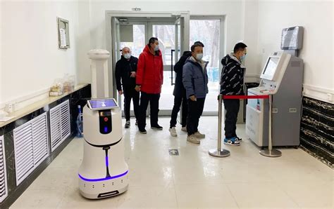 津南区科技局主动服务高新技术和科技型企业 科技之光闪耀战“疫”一线 - 智慧医院服务机器人解决方案，塔米智能