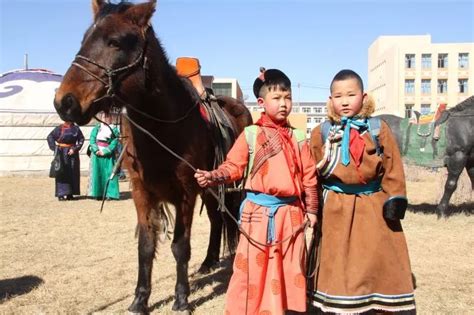 儿童蒙古舞蹈演出服男童少数民族服装少儿蒙古族服饰男孩蒙古袍-阿里巴巴