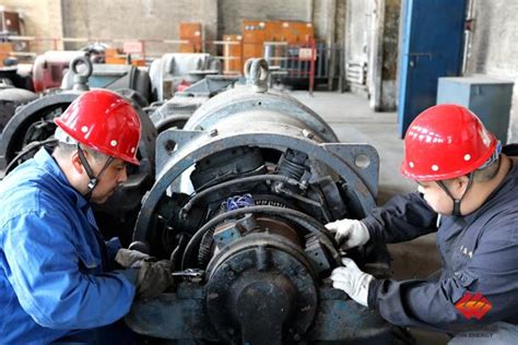 平庄煤业矿建工程分公司加强设备检修精细化管理