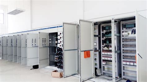 PLC控制柜组装好进行安装与调试-东莞市优控机电设备有限公司