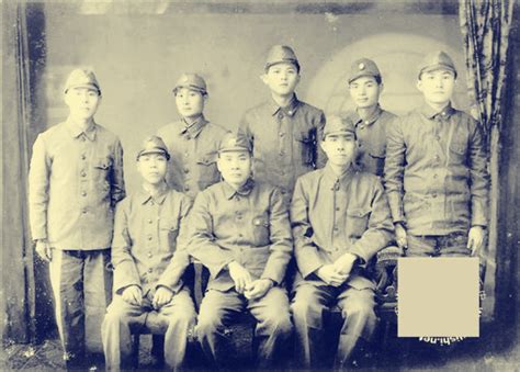 日军侵略朝鲜后，13岁的金日成前往中国吉林，走上武装抗日的道路_凤凰网视频_凤凰网