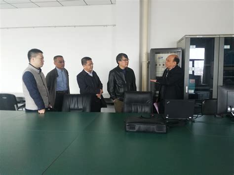 陕西省科技厅来校调研仪器设备共享工作-西安电子科技大学实验与设备处