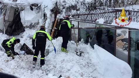意大利酒店遭雪崩掩埋事件最后两名遇难者遗体被找到 - 2017年1月26日, 俄罗斯卫星通讯社