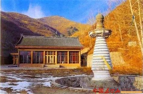 五台山最美寺庙坐拥“中华第一石雕”杨令公埋葬于此却少有人知__财经头条