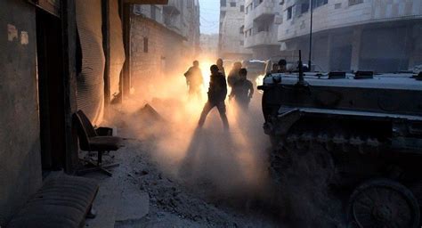 叙利亚政府军与“伊斯兰国”爆发激烈冲突 造成约30人丧生