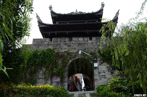 广州“偏僻”的江边村，有最古老的广佛渡口，还有“广州界碑”石__财经头条