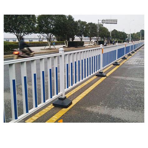 厂家供应市政道路护栏 交通围栏 人行道护栏 马路隔离栅栏-阿里巴巴