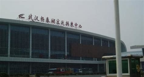 解封首日，武汉杨春湖长途客运站客流不足平日十分之一-千龙网·中国首都网