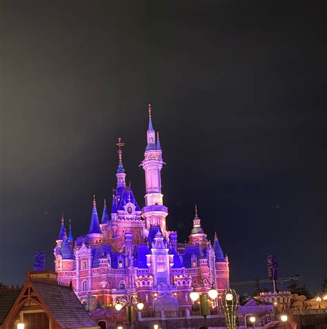 【图文】上海迪士尼“夜光幻影”烟花首秀！现场沸腾|迪士尼|上海|烟花_新浪财经_新浪网