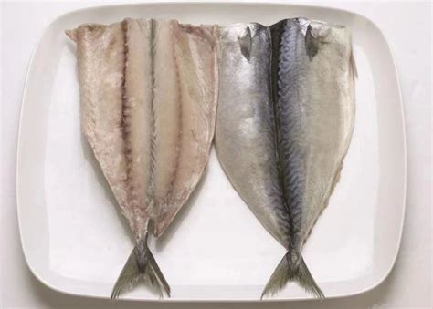纯色本味 冷冻青花鱼(鲭鱼）日料生鲜 烧烤食材 海鲜水产 2条装 1kg/袋-商品详情-光明菜管家
