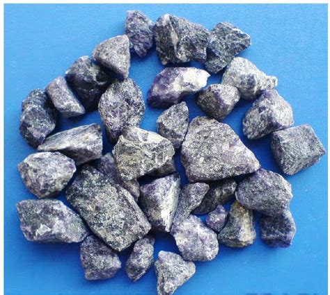 紫石英的功效与作用 紫石英的用法用量和使用禁忌 - 中药360