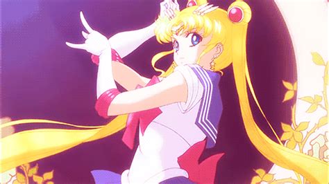 变身水兵月，美少女战士女主角月野兔Sailor Moon超美手机壁纸图片（2）_591彩信网