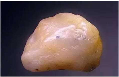 河里最贵石头,60亿天价奇石图片,中最贵的石头35亿_大山谷图库