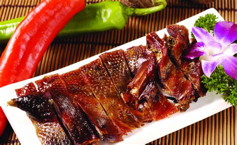 优质杨矮子辣酱鸭湖南特产常德酱板鸭安乡杨矮子香辣鸭肉下饭菜零-阿里巴巴