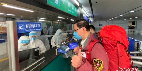 中国赴塞尔维亚抗疫专家组从广州出发，成员来自广东_南方网