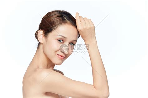 做护肤保养的女人高清图片下载-正版图片600219322-摄图网