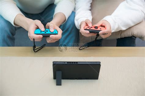两个人的游戏有哪些2022 适合两个人玩的手机游戏推荐_九游手机游戏