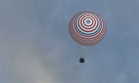 游艇降落伞项目,快艇降落伞,在海上飞的伞是什么_大山谷图库