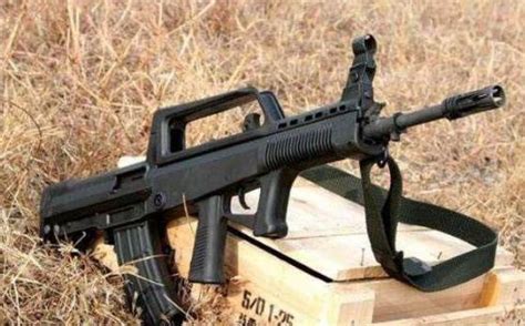 军事丨针对国外市场推出的，外贸型国产03式自动步枪-搜狐大视野-搜狐新闻