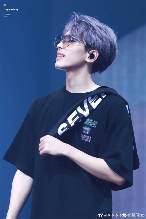 全圆佑seventeen图片