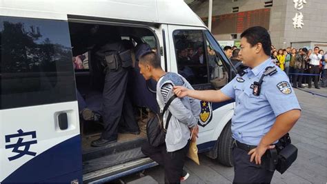 法制教育进校园 护航青春助成长 -中国警察网