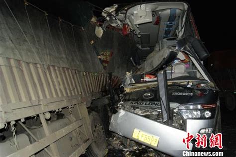 青银高速山东淄博段客车交通事故致13死9重伤--车载监控 如何有效预防交通事故的频发--中国安防行业网
