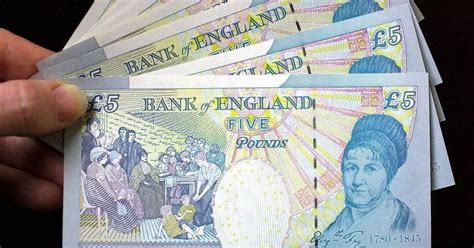 英国开始换钞：查尔斯三世肖像纸币将于2024年流通_军事频道_中华网