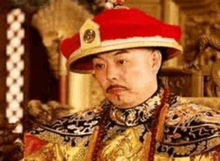 雍正皇帝活到成年的儿子有四个，为什么把皇位传给非嫡非长的乾隆