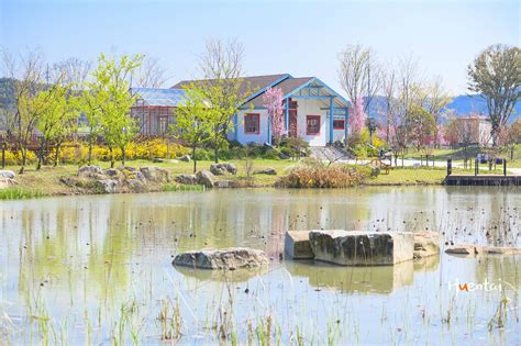 无锡滨湖喜获《中国民航》杂志颁发的“年度热门旅游目的地”称号！_我苏网