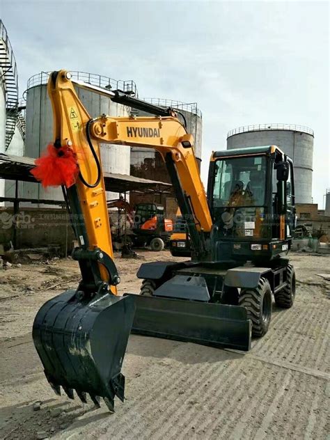 咸阳市出租现代R60W轮式挖掘机-攻城兵机械网