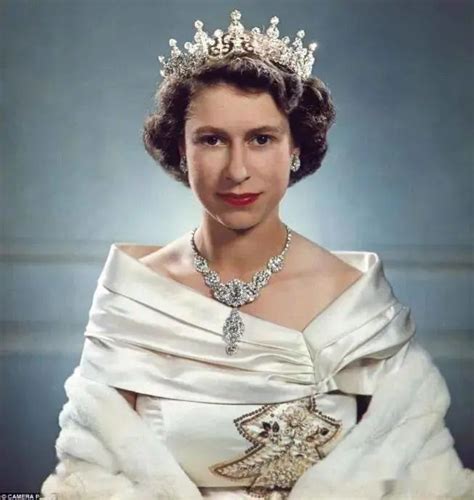 英国最伟大的女王，为英国成为世界霸主奠基，终其一生都没有结婚_凤凰网