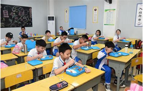 返校复课后，学生如何吃得安全？广东开展专项监督检查_南方网